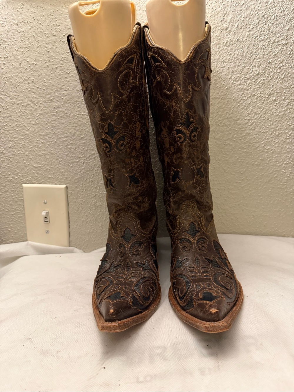 Corral Tan Leather Cowboy Boots - Size 8M